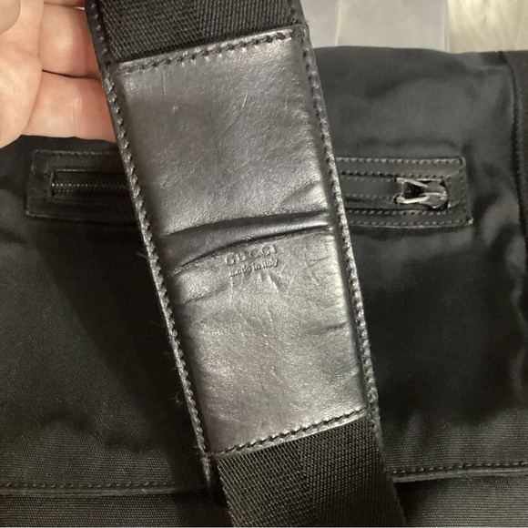 GUCCI Black Nylon Unisex Silver Metal Buckle Shoulder Messenger Bag 122375 - Picture 9 of 14